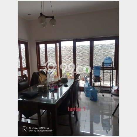Rumah Mewah Siap Huni LT 200m2 di Ciledug, Tangerang Rumah Mewah Siap Huni LT 200m2 di Ciledug, Tangerang