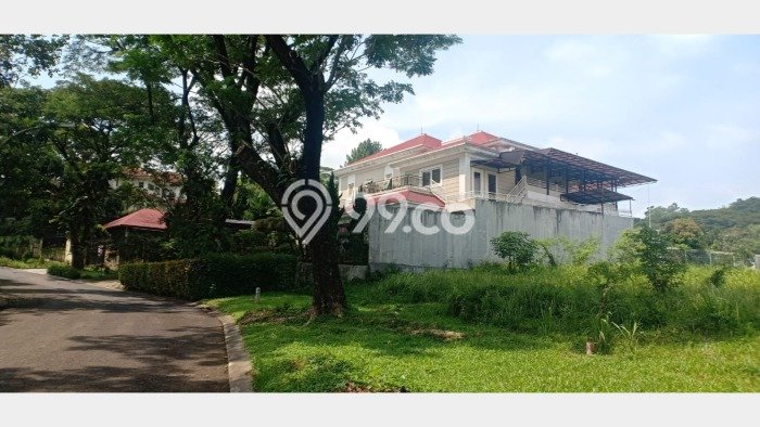 For Sale! Luxury House LT 2145m2 Desain Elegan di Sentul City For Sale! Luxury House LT 2145m2 Desain Elegan di Sentul City