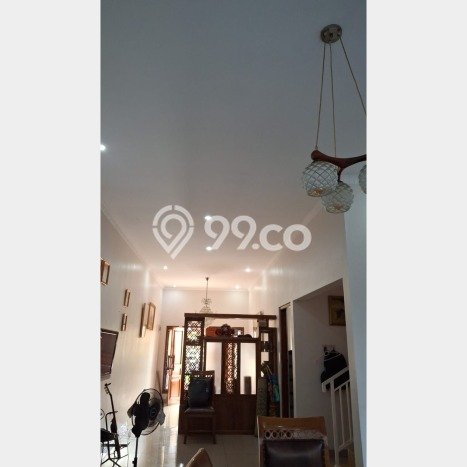 Rumah Mewah Siap Huni LT 200m2 di Ciledug, Tangerang Rumah Mewah Siap Huni LT 200m2 di Ciledug, Tangerang