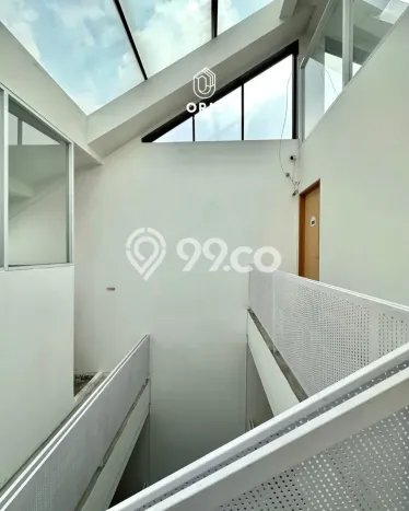 Kost Kawasan Pondok Indah, Area 114m², Kawasan Asri untuk tempat tinggal Kost Kawasan Pondok Indah, Area 114m², Kawasan Asri untuk tempat tinggal