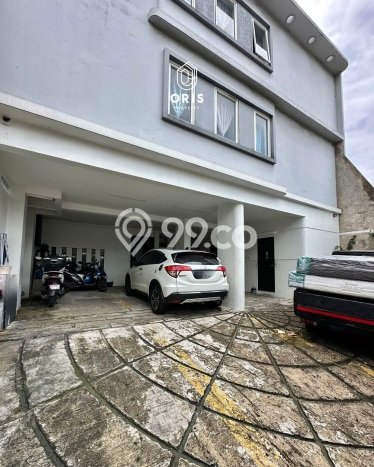 Kost di Kebayoran Baru, Area 200m², Lokasi Premium Kost di Kebayoran Baru, Area 200m², Lokasi Premium