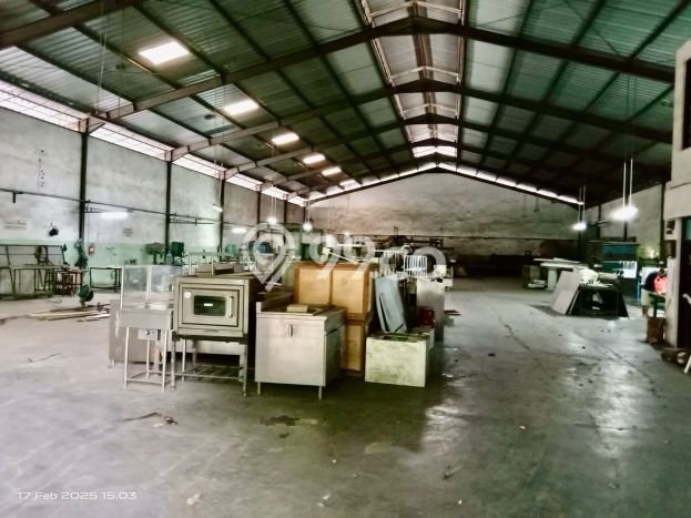 Gudang Kawasan Jurumudi, Luas 1100m², Posisi Jalan Utama Gudang Kawasan Jurumudi, Luas 1100m², Posisi Jalan Utama