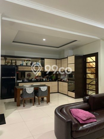 Rumah di Permata Buana, Jakarta Barat, Luas 144m² Bangunan 300m² Rumah di Permata Buana, Jakarta Barat, Luas 144m² Bangunan 300m²