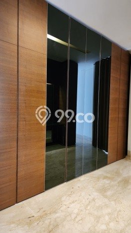 Investasi Masa Depan 5 Kamar Tidur Lokasi Strategis di Jantung Kota Intercon, Jakarta Barat Investasi Masa Depan 5 Kamar Tidur Lokasi Strategis di Jantung Kota Intercon, Jakarta Barat