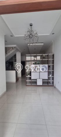 Hunian Elit LB 300m2 Siap Huni Desain Elegan di Sunter, Jakarta Utara Hunian Elit LB 300m2 Siap Huni Desain Elegan di Sunter, Jakarta Utara