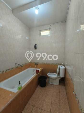 Ruko Dijual di Jakarta Barat LT 67m2 & LB 120m2 Lokasi Terbaik! Ruko Dijual di Jakarta Barat LT 67m2 & LB 120m2 Lokasi Terbaik!