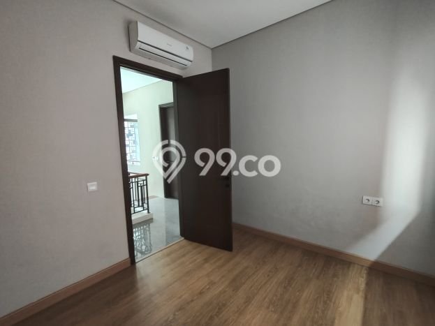 Rumah Elit Modern Siap Huni di BSD Tangerang Rumah Elit Modern Siap Huni di BSD Tangerang