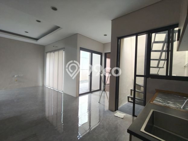 Rumah Elit Modern Siap Huni di BSD Tangerang Rumah Elit Modern Siap Huni di BSD Tangerang