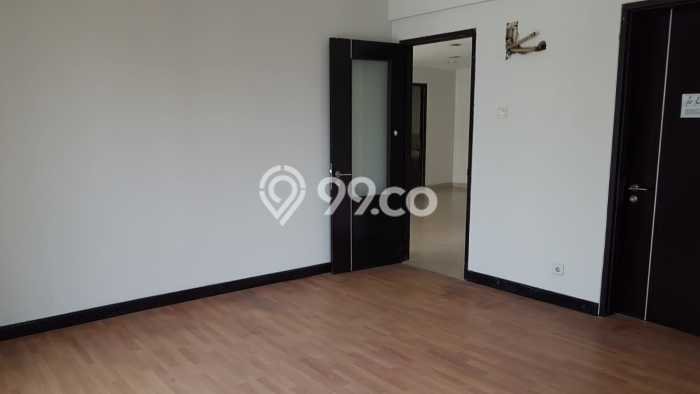 Ready to Use! Premium House LT 200m2 Desain Modern di Pluit Ready to Use! Premium House LT 200m2 Desain Modern di Pluit