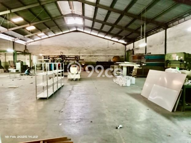 Gudang Kawasan Jurumudi, Luas 1100m², Posisi Jalan Utama Gudang Kawasan Jurumudi, Luas 1100m², Posisi Jalan Utama