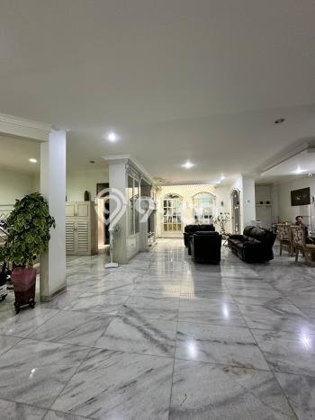 Rumah Mewah LB 456m2 Siap Pakai Desain Elegan di Pantai Mutiara, Jakarta Utara Rumah Mewah LB 456m2 Siap Pakai Desain Elegan di Pantai Mutiara, Jakarta Utara