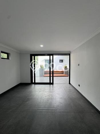 Hot Offer Hunian Mewah Ideal dan Luas di BSD, Tangerang Selatan Hot Offer Hunian Mewah Ideal dan Luas di BSD, Tangerang Selatan