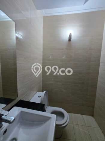 Rumah Luas Asri 4 KT Siap Pakai di Green Lake City Jakarta Barat Rumah Luas Asri 4 KT Siap Pakai di Green Lake City Jakarta Barat