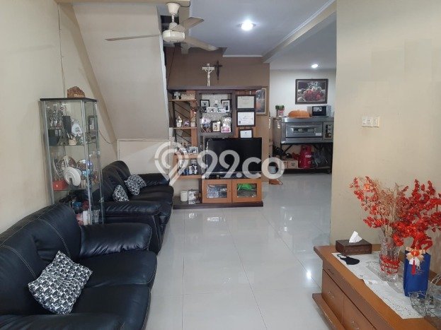 Jual Rumah Strategis Bagus Punya 4 KT di Cengkareng Jakarta Barat SHM Jual Rumah Strategis Bagus Punya 4 KT di Cengkareng Jakarta Barat SHM