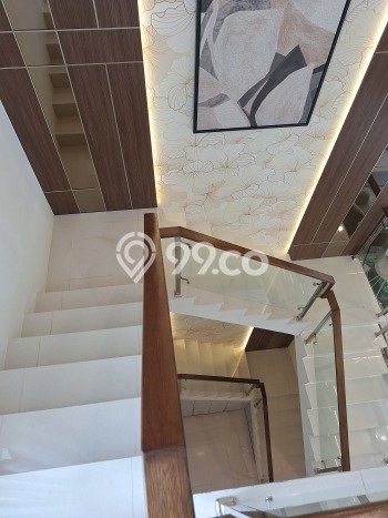 Jual Rumah Luas Elegan Dengan View Cantik di Sentul City, Bogor Jual Rumah Luas Elegan Dengan View Cantik di Sentul City, Bogor