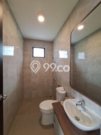 Jual Rumah Luas Elegan Dengan View Cantik di Sentul City, Bogor Jual Rumah Luas Elegan Dengan View Cantik di Sentul City, Bogor