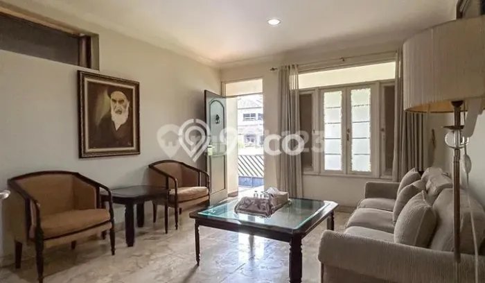 Rumah Elit Modern Siap Huni di Bintaro Jakarta Selatan Rumah Elit Modern Siap Huni di Bintaro Jakarta Selatan