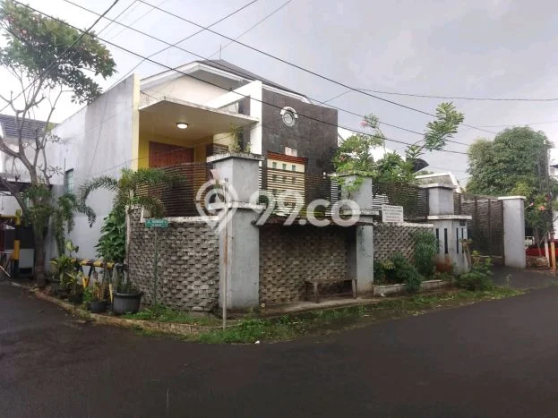 Dijual Cepat Rumah Favorit Siap Huni LB 180m2 di Larangan, Tangerang Dijual Cepat Rumah Favorit Siap Huni LB 180m2 di Larangan, Tangerang