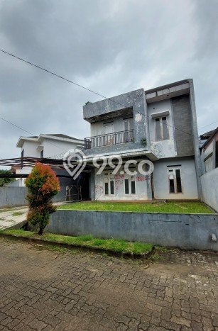 For Sale Rumah 3 Kamar Lokasi Ideal Bagus dan Strategis di Pondok Aren For Sale Rumah 3 Kamar Lokasi Ideal Bagus dan Strategis di Pondok Aren