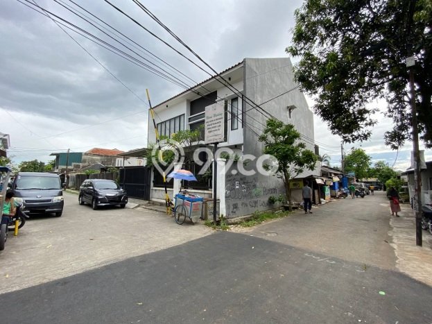 Dijual Cepat Rumah Favorit Siap Huni LB 240m2 di Pamulang, Tangerang Selatan Dijual Cepat Rumah Favorit Siap Huni LB 240m2 di Pamulang, Tangerang Selatan