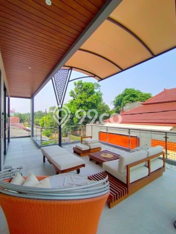 Rumah Luxury Modern Siap Huni di Pondok Ranji Tangerang Selatan Rumah Luxury Modern Siap Huni di Pondok Ranji Tangerang Selatan