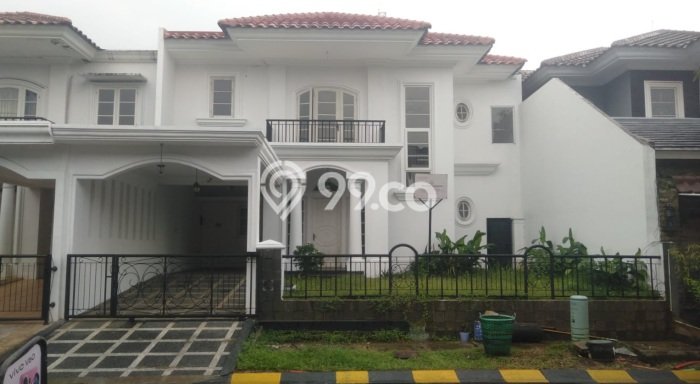 Ready to Use! Luxury House LT 240m2 Desain Elegan di BSD Puspita Loka Ready to Use! Luxury House LT 240m2 Desain Elegan di BSD Puspita Loka