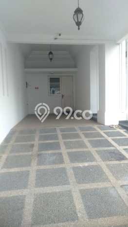 Ready to Use! Luxury House LT 240m2 Desain Elegan di BSD Puspita Loka Ready to Use! Luxury House LT 240m2 Desain Elegan di BSD Puspita Loka