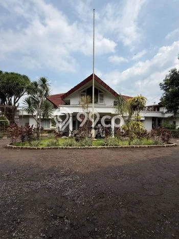 Dijual Rumah Premium dengan Fasilitas Sekitar Lengkap di Cilandak, Jakarta Selatan Dijual Rumah Premium dengan Fasilitas Sekitar Lengkap di Cilandak, Jakarta Selatan