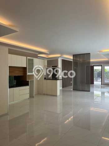 Ready to Use! Premium House LT 226m2 Desain Modern di Lebak Bulus Ready to Use! Premium House LT 226m2 Desain Modern di Lebak Bulus