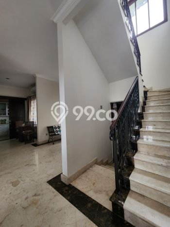 Rumah Mewah LB 200m2 Siap Huni Desain Elegan di Kemang, Jakarta Selatan Rumah Mewah LB 200m2 Siap Huni Desain Elegan di Kemang, Jakarta Selatan