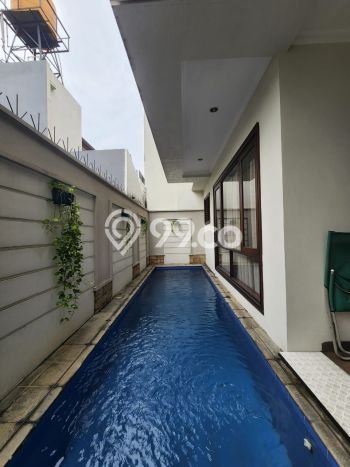 Rumah Mewah LB 200m2 Siap Huni Desain Elegan di Kemang, Jakarta Selatan Rumah Mewah LB 200m2 Siap Huni Desain Elegan di Kemang, Jakarta Selatan
