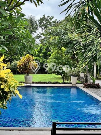 Hunian Elit LB 700m2 Siap Huni Desain Elegan di Veteran, Jakarta Selatan Hunian Elit LB 700m2 Siap Huni Desain Elegan di Veteran, Jakarta Selatan