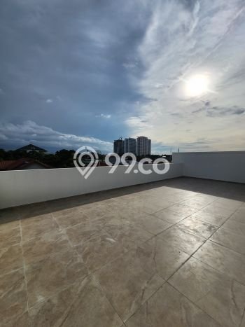 Siap Huni Hunian Elit 4 Kamar di Cilandak Dekat ke Mana Pun Siap Huni Hunian Elit 4 Kamar di Cilandak Dekat ke Mana Pun