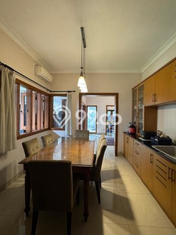 Ready to Use! Premium House LT 576m2 Desain Modern di Lebak Bulus Ready to Use! Premium House LT 576m2 Desain Modern di Lebak Bulus