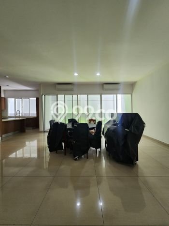 Hunian Mewah Dijual LT 200m2 di Kebayoran Baru, Jakarta Selatan Hunian Mewah Dijual LT 200m2 di Kebayoran Baru, Jakarta Selatan