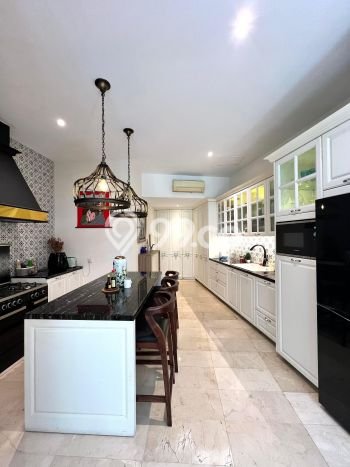 Ready to Use! Luxury House LT 576m2 Desain Modern di Bintaro Ready to Use! Luxury House LT 576m2 Desain Modern di Bintaro