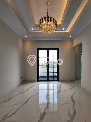 Siap Huni Rumah Mewah 4 Kamar di Jagakarsa Dekat ke Mana Pun Siap Huni Rumah Mewah 4 Kamar di Jagakarsa Dekat ke Mana Pun