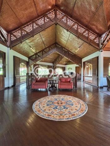 Hunian Mewah LB 850m2 Siap Huni Desain Elegan di Cirendeu, Jakarta Selatan Hunian Mewah LB 850m2 Siap Huni Desain Elegan di Cirendeu, Jakarta Selatan