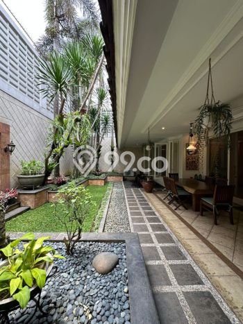Rumah Elit LB 450m2 Siap Huni Desain Elegan di Pondok Indah, Jakarta Selatan Rumah Elit LB 450m2 Siap Huni Desain Elegan di Pondok Indah, Jakarta Selatan