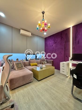Siap Huni Hunian Elit 6 Kamar di Cilandak Dekat ke Mana Pun Siap Huni Hunian Elit 6 Kamar di Cilandak Dekat ke Mana Pun
