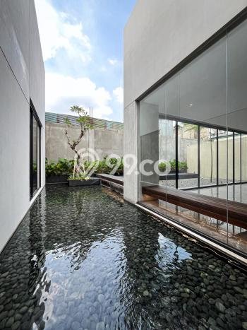 Jual Rumah Luas Elegan Dengan View Cantik di Ampera, Jakarta Selatan Jual Rumah Luas Elegan Dengan View Cantik di Ampera, Jakarta Selatan