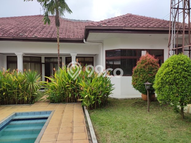 Hunian Elit LB 1200m2 Siap Pakai Desain Elegan di Cipete, Jakarta Selatan Hunian Elit LB 1200m2 Siap Pakai Desain Elegan di Cipete, Jakarta Selatan