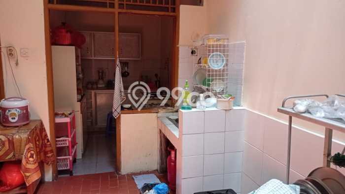 Dijual Hunian Rumah Terawat 5 Kamar di Bintaro, Tangerang Selatan Dijual Hunian Rumah Terawat 5 Kamar di Bintaro, Tangerang Selatan