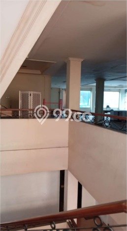 Unit Kantor Dijual di Jakarta Selatan LT 325m2 & LB 925m2 Unit Kantor Dijual di Jakarta Selatan LT 325m2 & LB 925m2