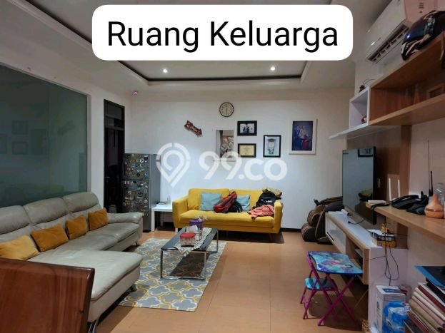 DIJUAL CEPAT! Rumah Siap Huni Area Strategis , LT 300m2m² Bangunan 280m2m² DIJUAL CEPAT! Rumah Siap Huni Area Strategis , LT 300m2m² Bangunan 280m2m²