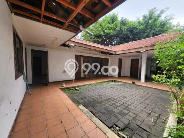 Rumah Mewah LB 350m2 Siap Pakai Desain Elegan di Ciumbuleuit, Bandung Rumah Mewah LB 350m2 Siap Pakai Desain Elegan di Ciumbuleuit, Bandung