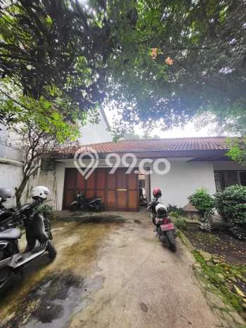 Rumah Mewah LB 350m2 Siap Pakai Desain Elegan di Ciumbuleuit, Bandung Rumah Mewah LB 350m2 Siap Pakai Desain Elegan di Ciumbuleuit, Bandung