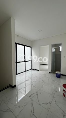 For Sale! Premium House LT 146m2 Desain Modern di BSD Griya Loka For Sale! Premium House LT 146m2 Desain Modern di BSD Griya Loka