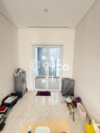 Dijual Rumah Luas Elegan Dengan View Cantik di Gading Serpong, Tangerang Dijual Rumah Luas Elegan Dengan View Cantik di Gading Serpong, Tangerang