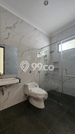 Rumah Luxury Modern Tanpa Renovasi di BSD The Icon Tangerang Rumah Luxury Modern Tanpa Renovasi di BSD The Icon Tangerang